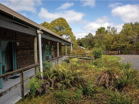 Pirongia Forest Park Lodge Entrance